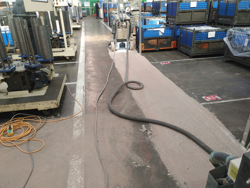 옹진군 대청면 바닥 새롭게 숨 쉬다 우레탄 철거와 에폭시 제거 이야기